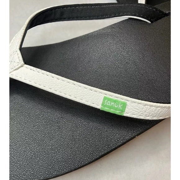 Sanuk Women's Yoga Mat Sandals Size 10 Black With White Straps - Picture 8 of 8